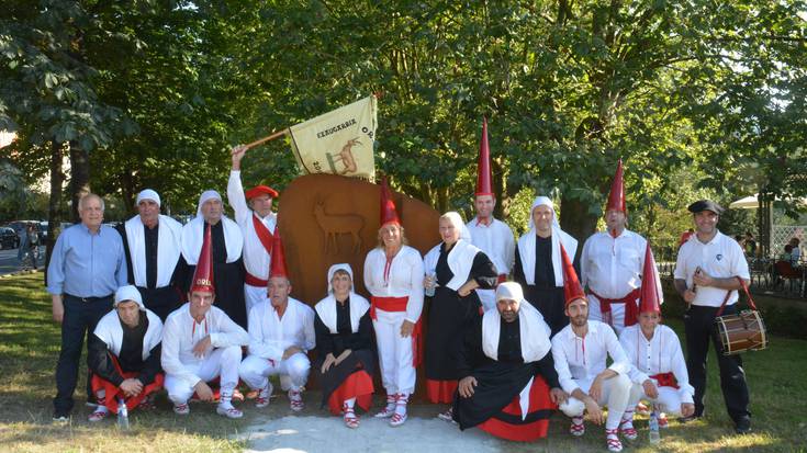 Karmengo jaiak, Oria auzoaren ikur