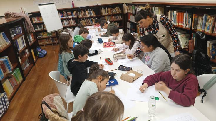 Komikiak nola egin ikasi dute