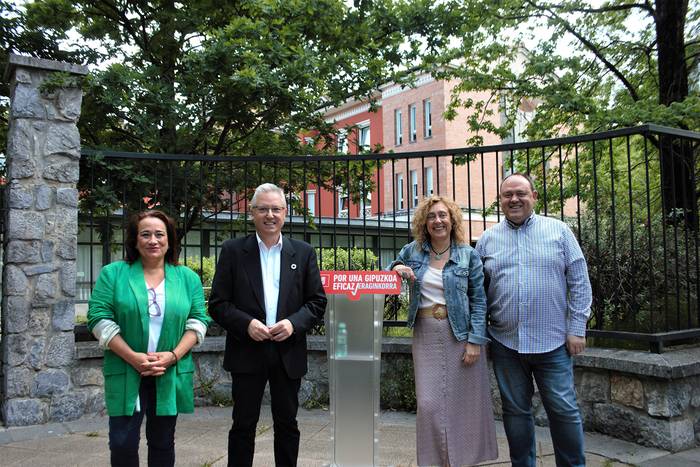 Jose Ignacio Asensio: "Gipuzkoako Foru Aldundiak zaintza eredu berri bat bultzatu behar du"