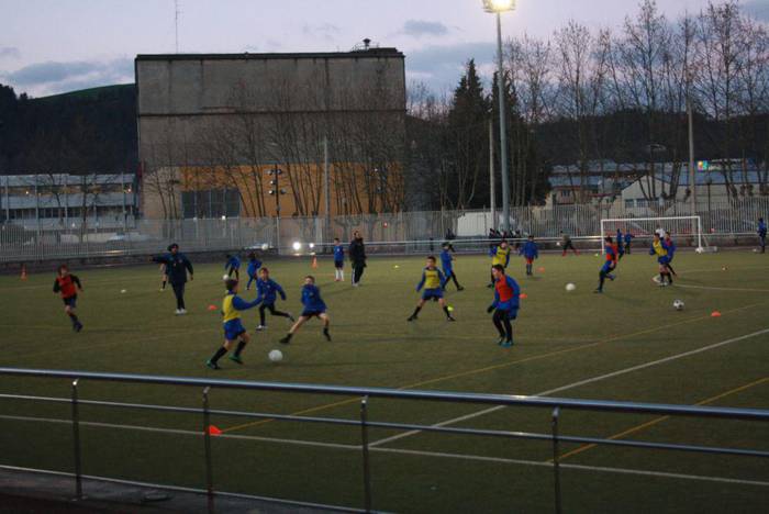 Ostadarreko futbol taldeak hurrengo denboraldia prestatzen