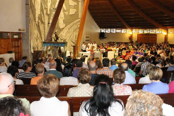 Rocioko erromeria, eguzkipean