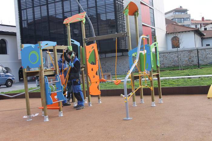 Parke berria Mercero plazan