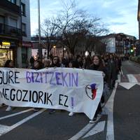 Azaroaren 25a antolatzeko bilera