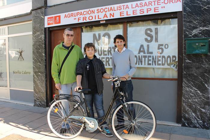 Juan Revueltarentzat bizikleta