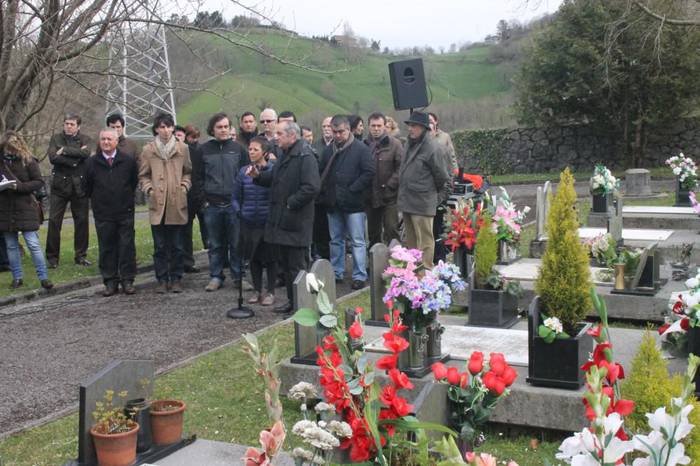Froilan Elespe zena gogoan, 12 urte geroago