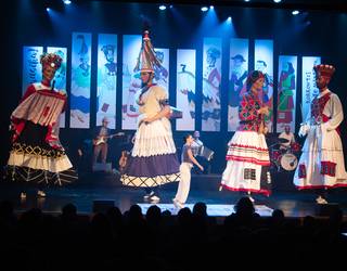 Musikatik eta euskaratik abiatutako bidaia magikoa