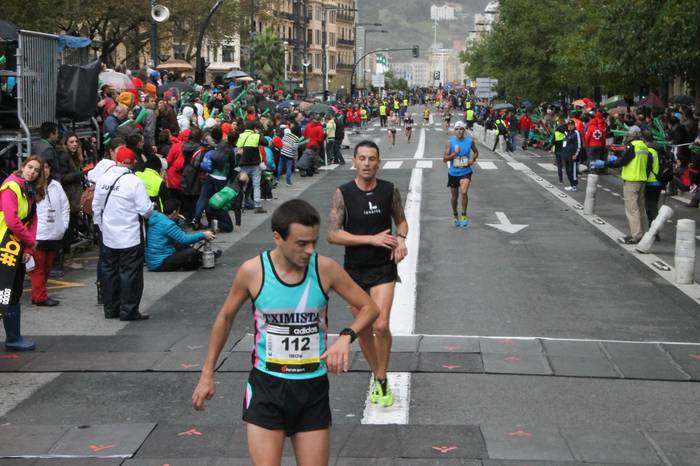 192 herritarrek egin dituzte Behobiatik Donostiarako 20 kilometroak