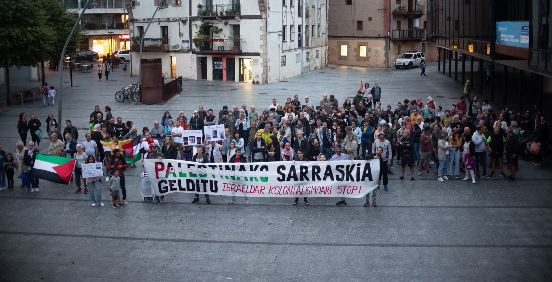 Palestinaren aldeko elkarretaratzea egingo dute ostegunean