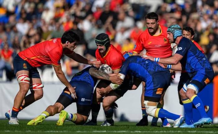 Alex Saletak, brontzea, entsegua eta jokalari onenaren saria