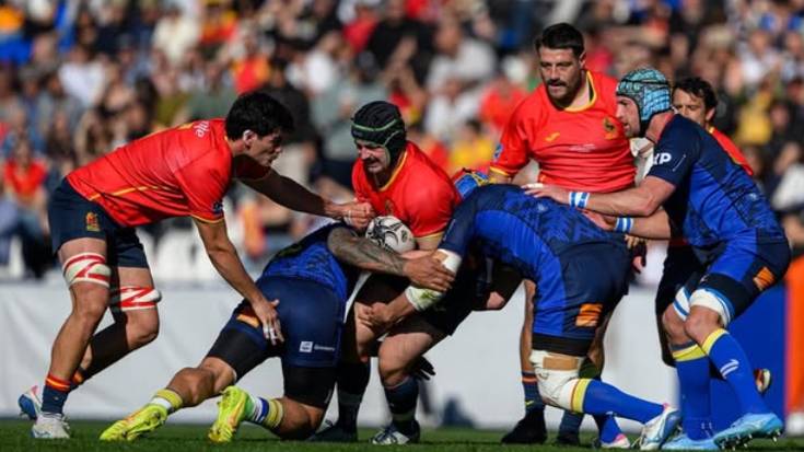 Alex Saletak, brontzea, entsegua eta jokalari onenaren saria