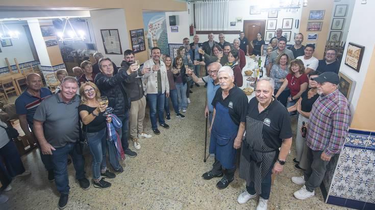 Letrak, pintxoak eta ardoa, hasteko