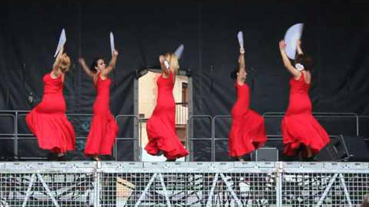 Zambrako lagunek ere saioa eskaini zuten Multikultur Fest jailadiarn barruan