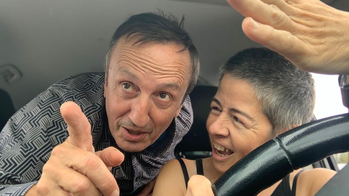 "Formatu txikiko bakarrizketa bat da, eta horrek esan nahi du publikoarengandik oso gertu antzezten den lana dela"