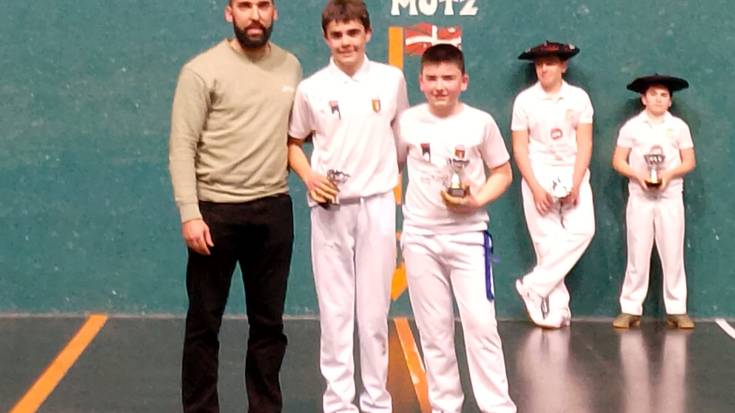 Intzako Jauregi eta Sagastibeltza, txapeldunorde Ekialde txapelketan