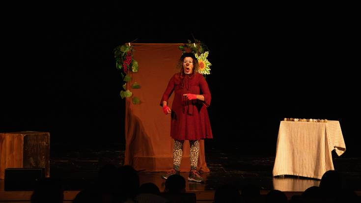 'Donna Bufona' antzerkiaren zati bat