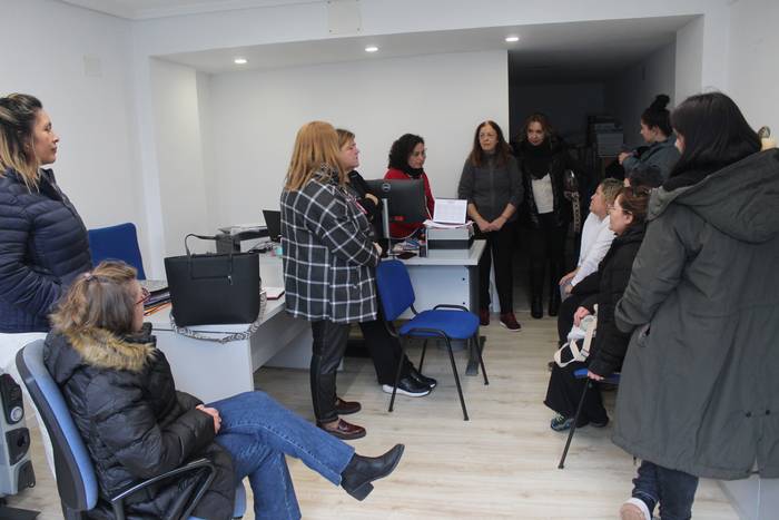 Mobilizazioak hasiko dituztela iragarri dute Udalaren Etxez Etxeko Laguntza Zerbitzuko langileek