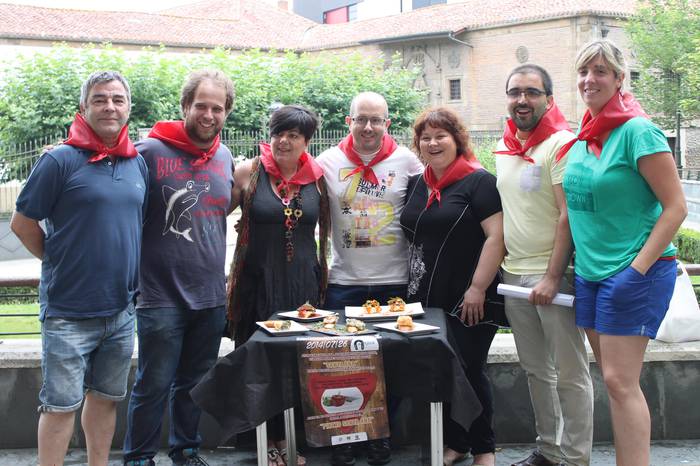 Santa Ana egunean pintxo gozoa Aterpearen eskutik