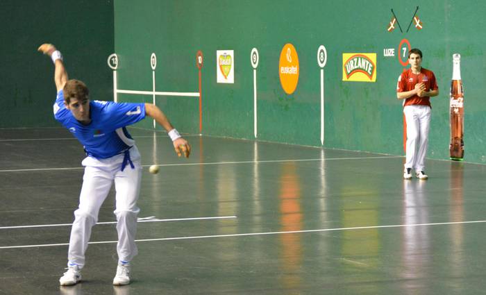 Arteaga II.ak Promozioko eskuz banakako txapelketako final zortzirenak jokatuko ditu gaur