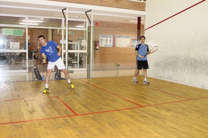 Abian da herriko squash txapelketa soziala