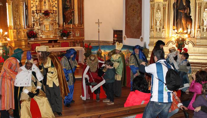 Ekialde Hurbiletik Okendora bidaiatu dute Meltxor, Gaspar eta Baltasarrek