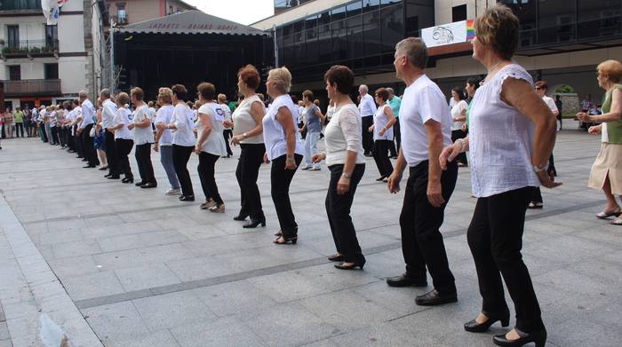 Datorren astean hasiko dira Biyak Bat egoitzako ikastaroak