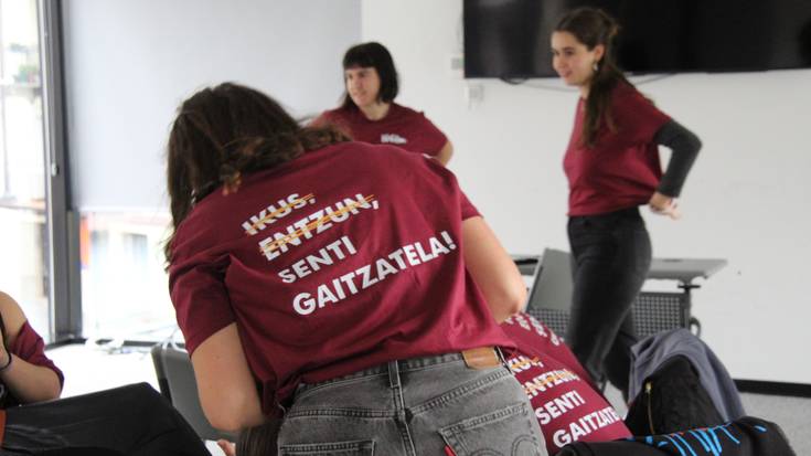 Udalerriko espazioez eta instalakuntzez hausnartzen ari dira LOGAko gazteak