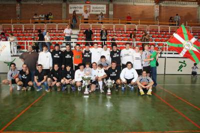 Isu leihoak futbitoan txapeldun