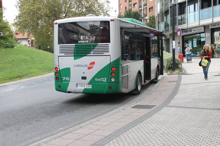 Autobus zerbitzuen lizitazio berriarekin Lasarte-Oria "lasai" egon daitekeela dio EAJk